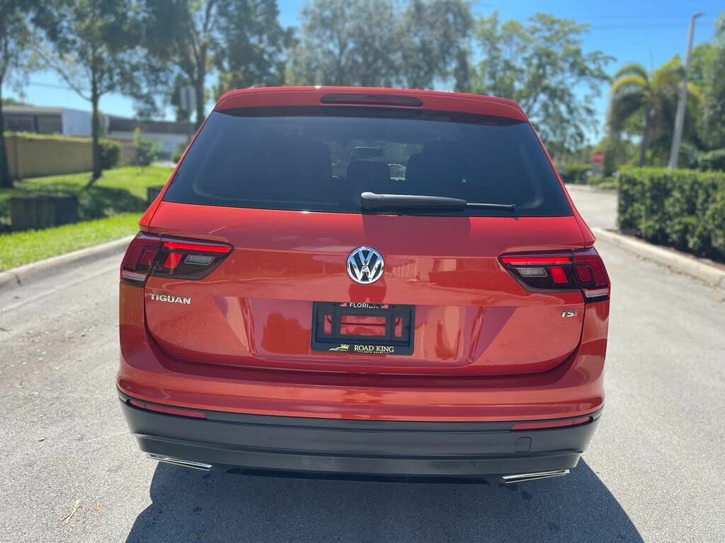 Volkswagen Tiguan S 2021 доставка в РФ из Америки
