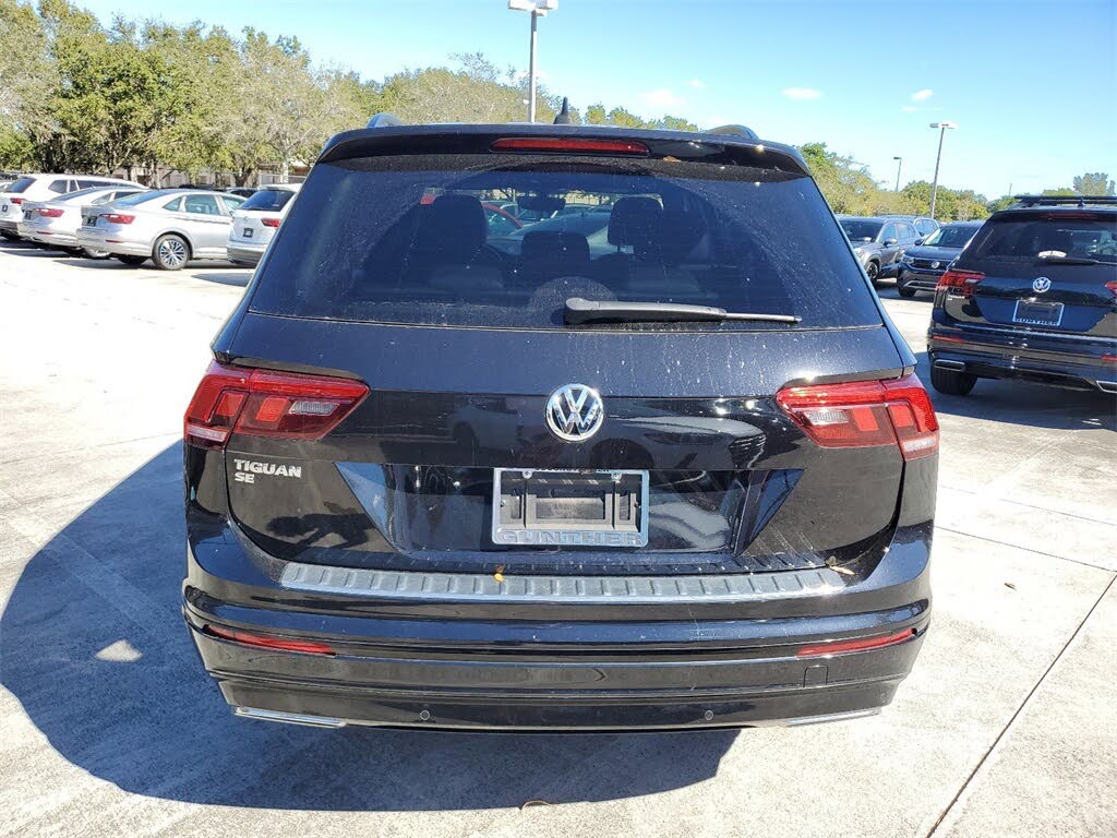 Volkswagen Tiguan SE R-line багажник