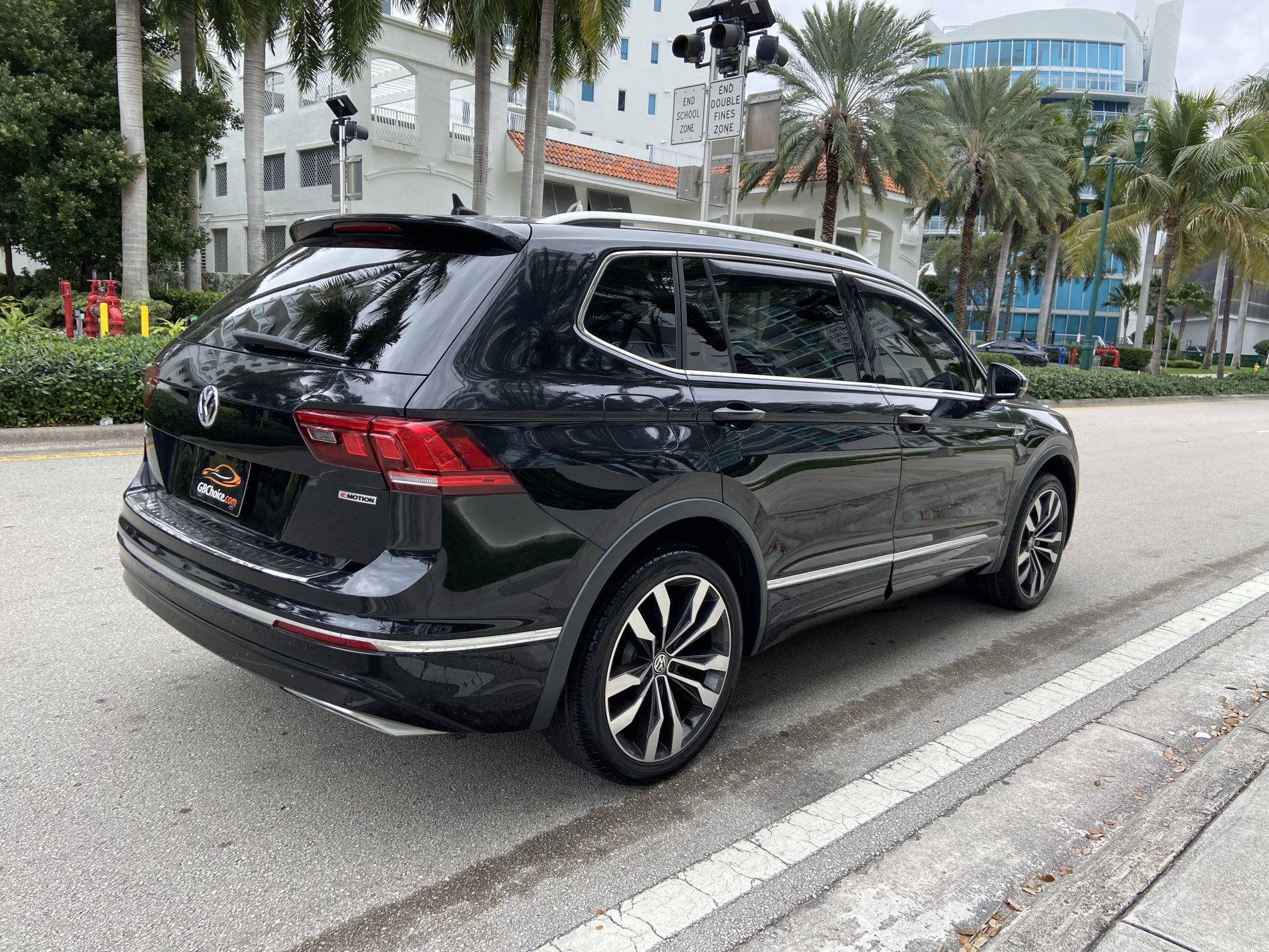 Volkswagen Tiguan Sel R-line 2021 цена в из Америки в РФ недорого
