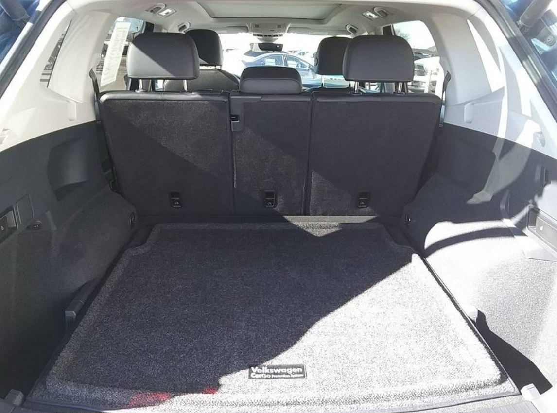 Volkswagen Tiguan Sel 2020 багажник