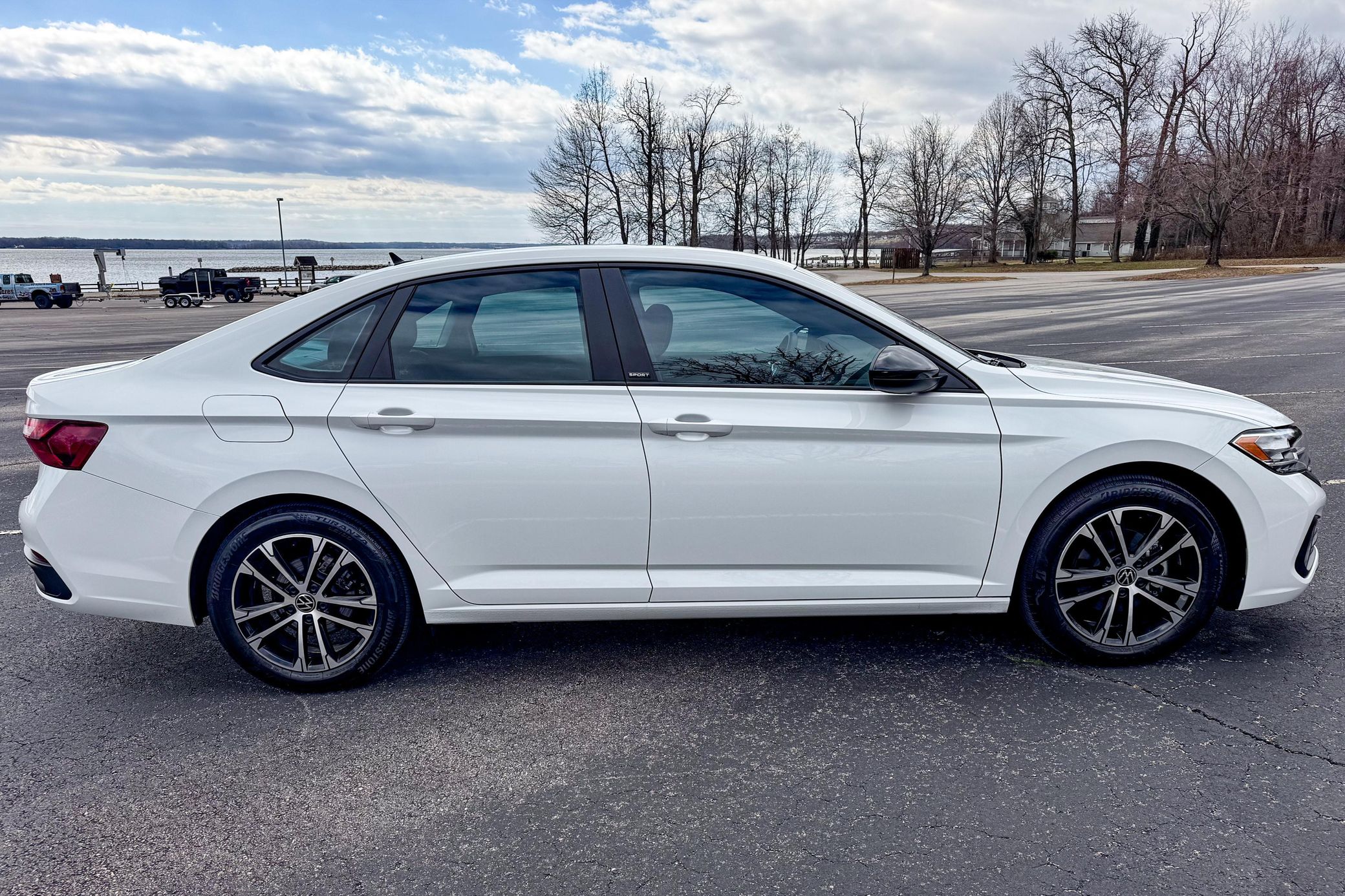 Volkswagen Jetta Sport цена в из Америки в РФ двери