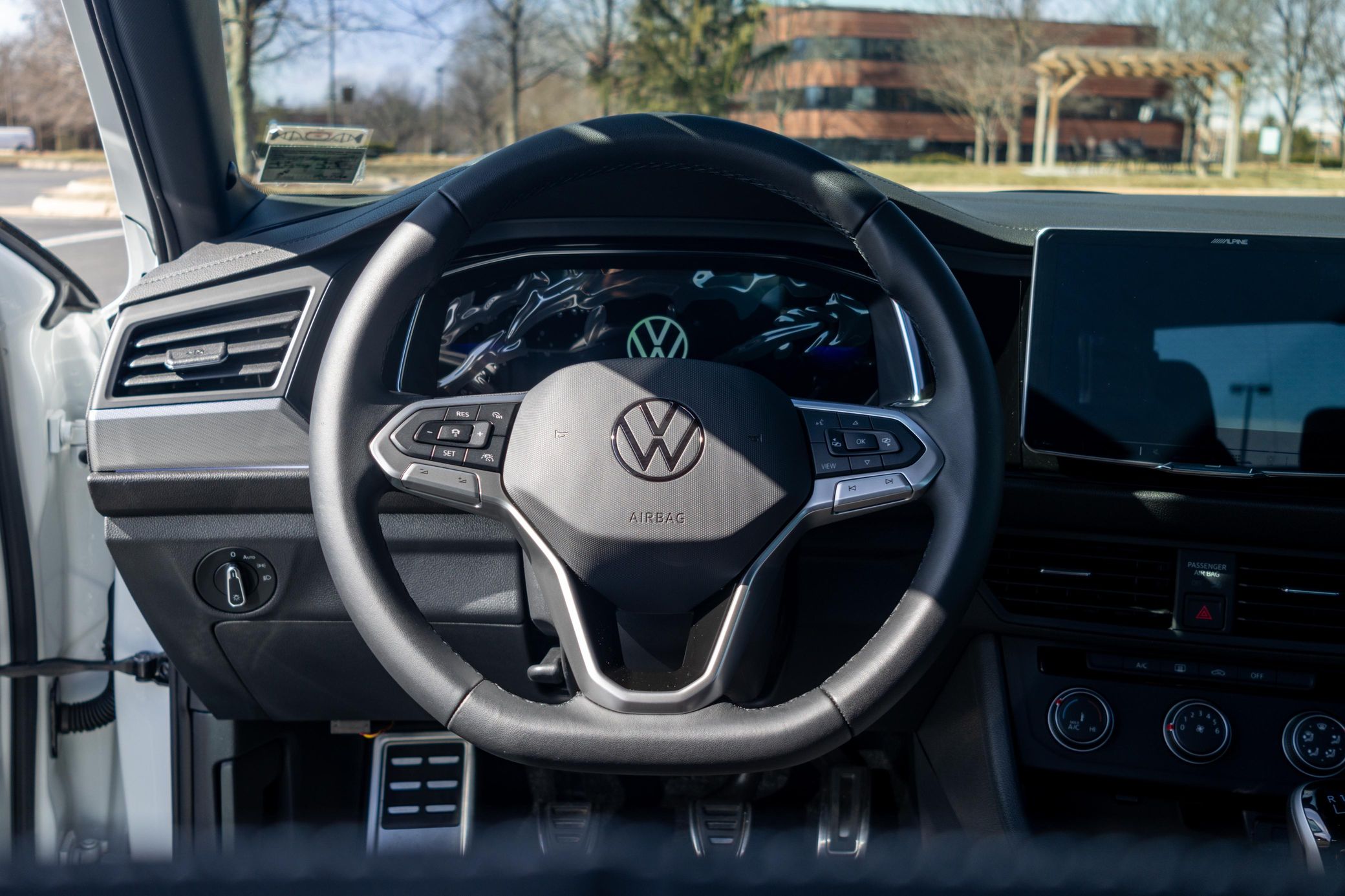 Volkswagen Jetta Sport доставка в РФ из Америки приборная панель