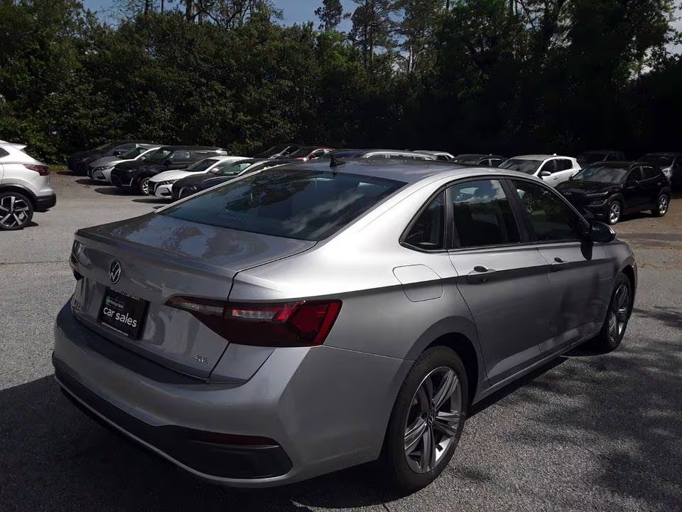 Купить Volkswagen Jetta Se из США в РФ недорого 