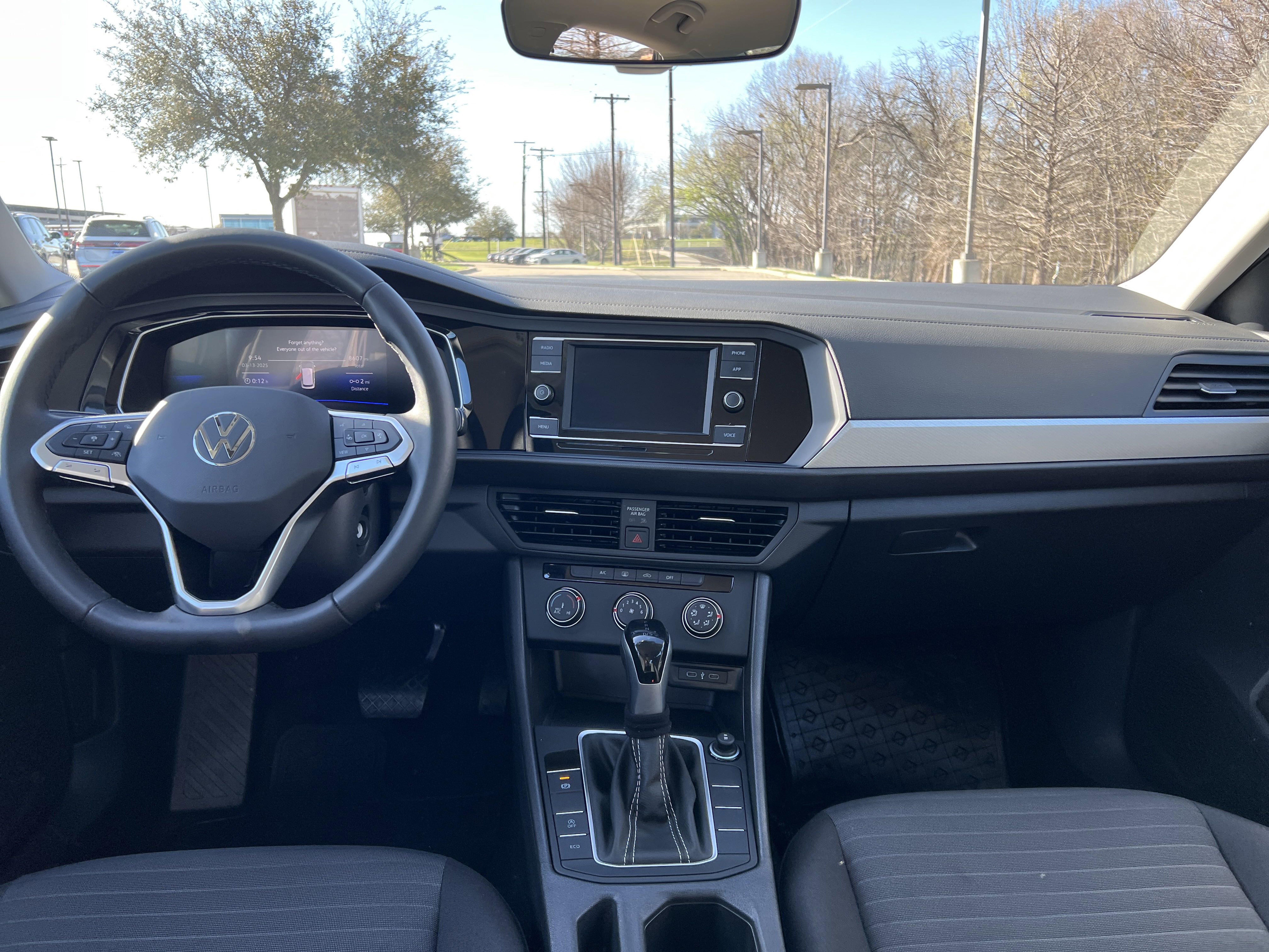 Volkswagen Jetta S доставка в РФ из Америки электронная приборная панель