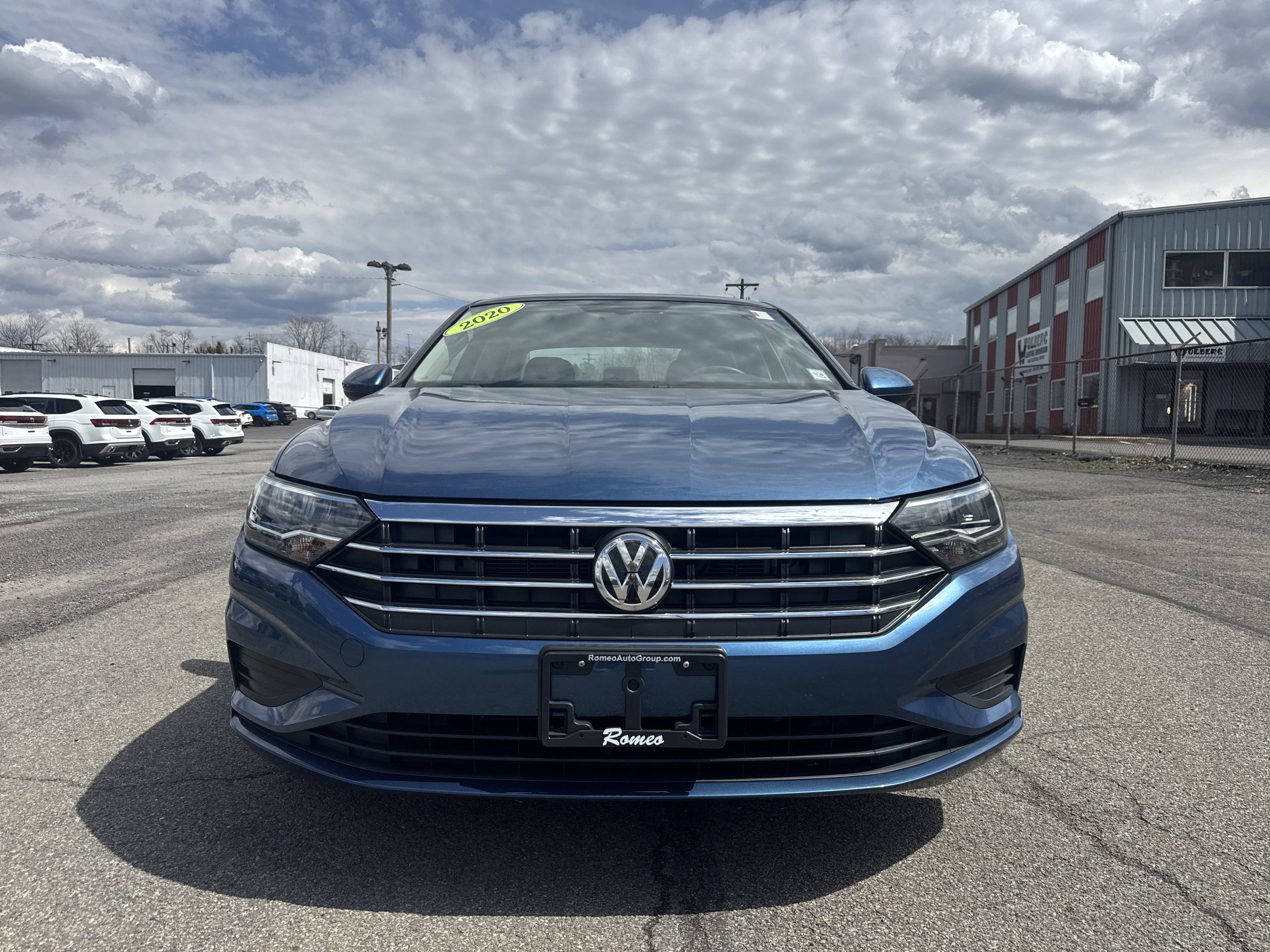Volkswagen Jetta Se из США в РФ недорого 
