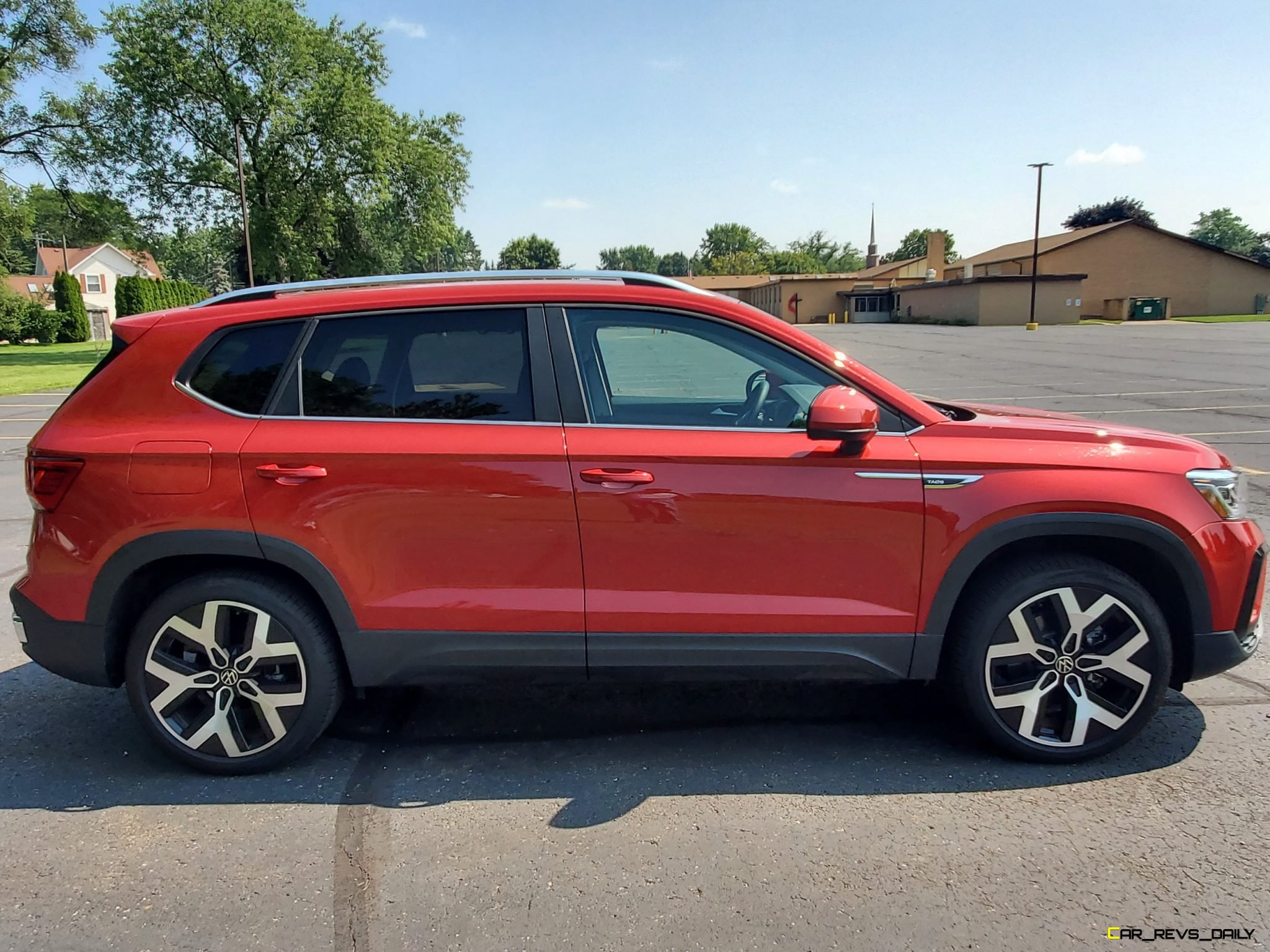 Volkswagen taos Sel пригнать в РФ цена двери