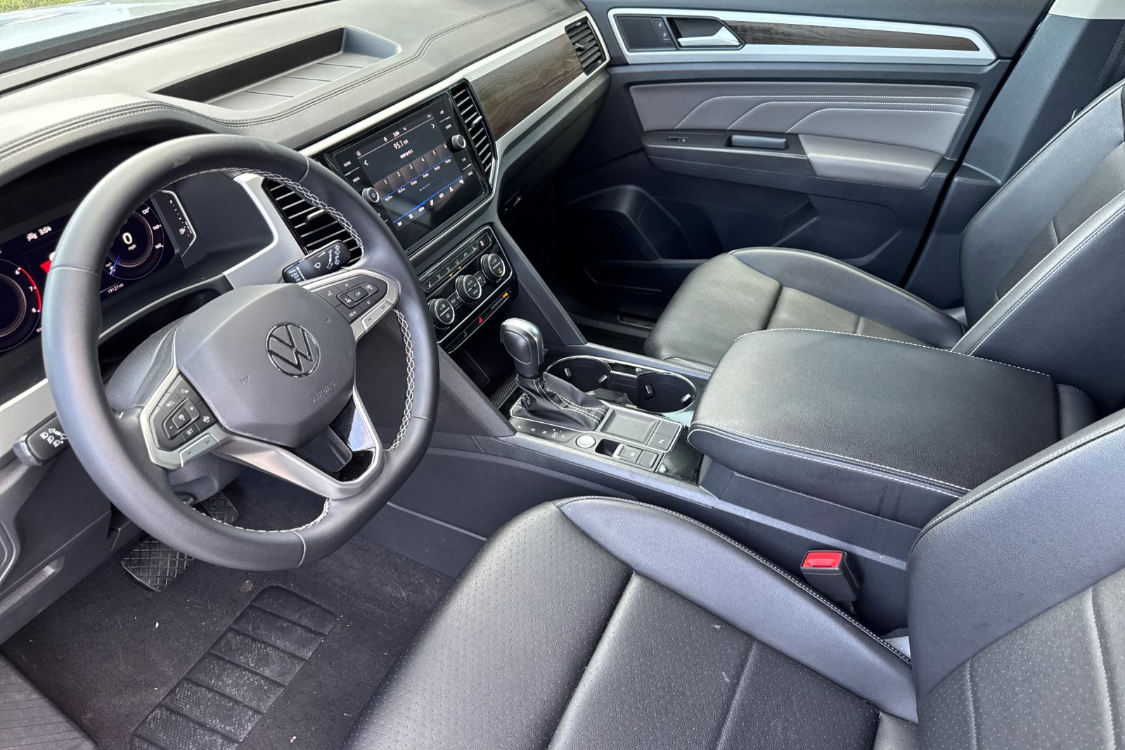 Volkswagen atlas 1 рестайлинг Se пригнать в РФ 