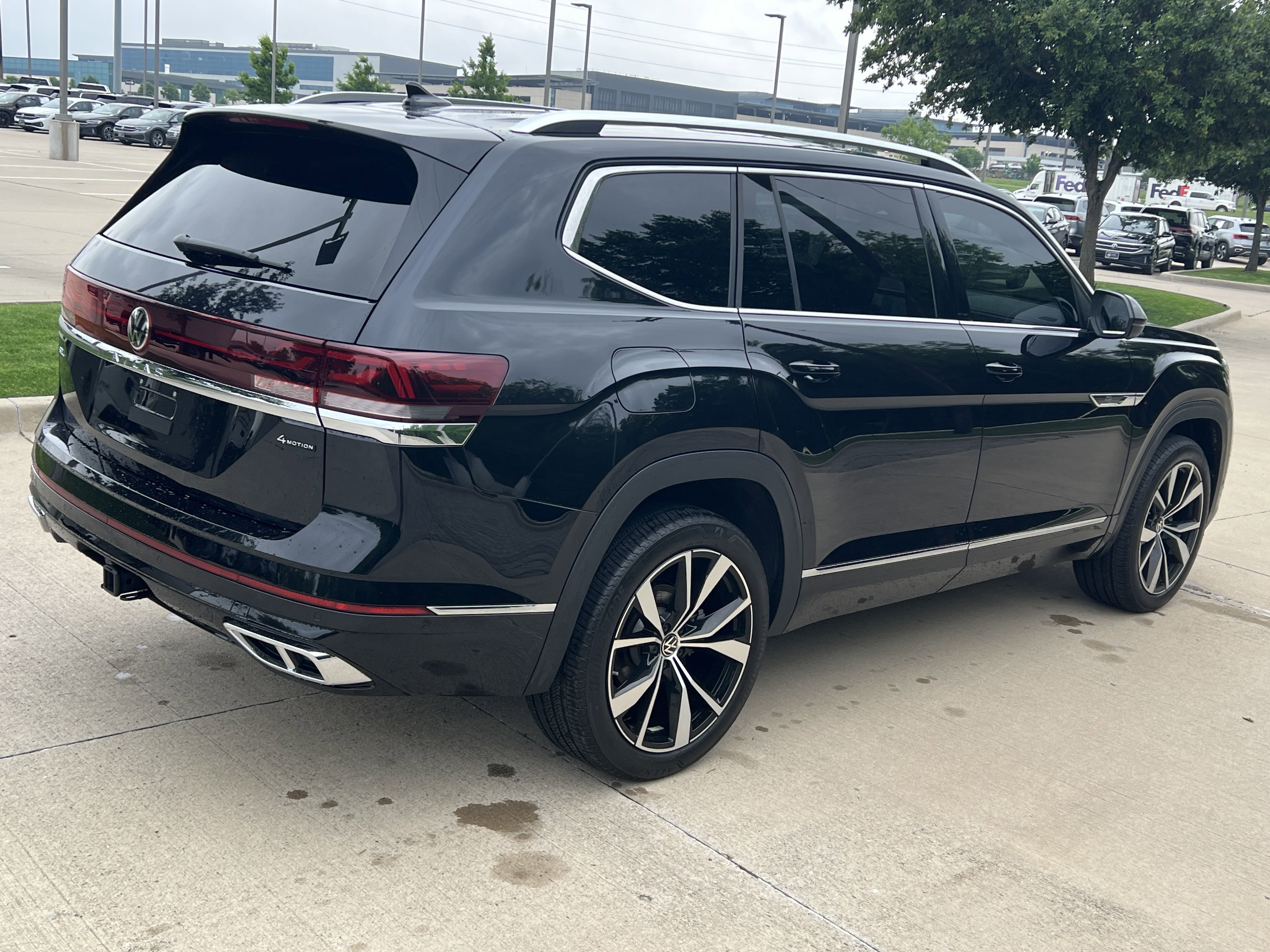 Volkswagen Teramont atlas 1 рестайлинг  Sel premium r-line из США в РФ недорого 