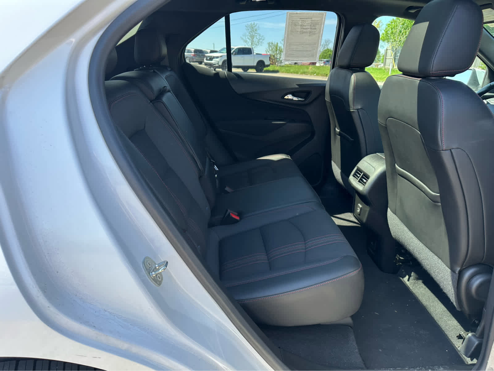 Chevrolet Equinox RS из США в РФ задний ряд сидений