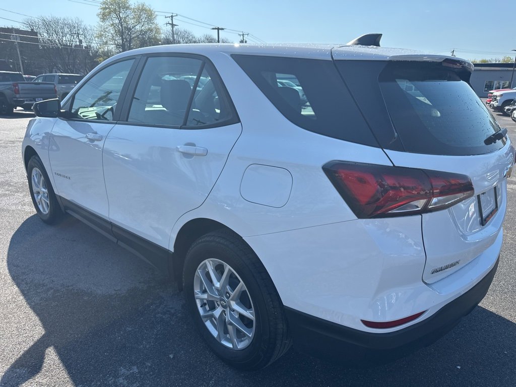 Chevrolet Equinox LS пригнать в РФ цена двери