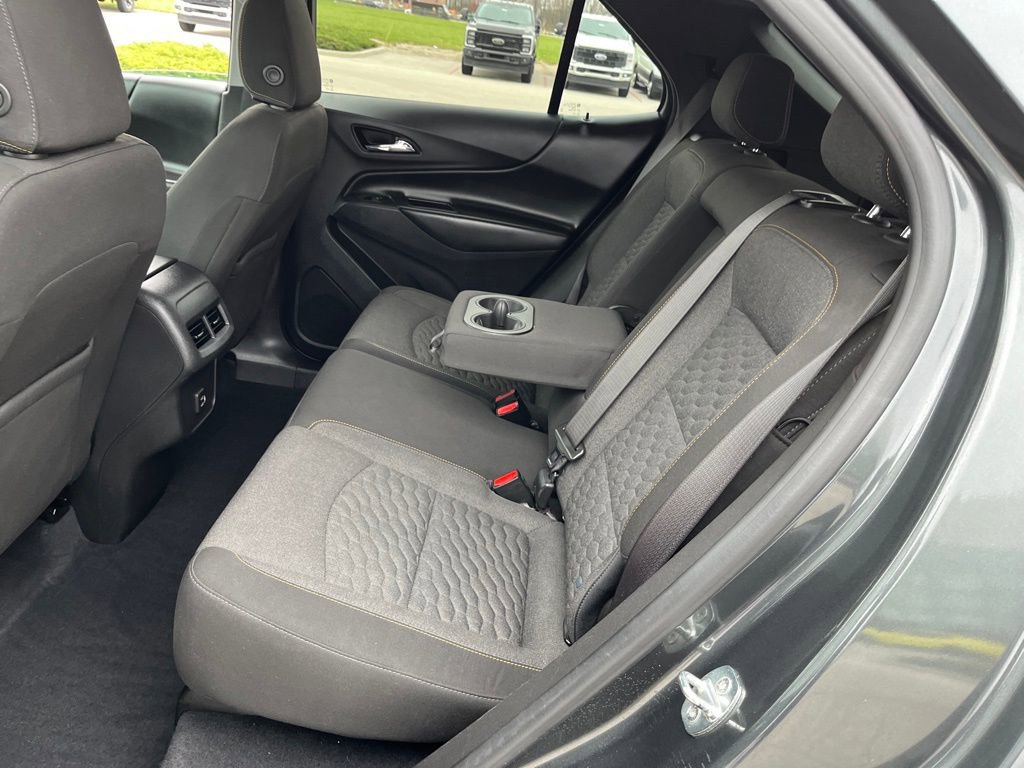 Chevrolet Equinox LT fleet пригнать в РФ задний ряд сидений
