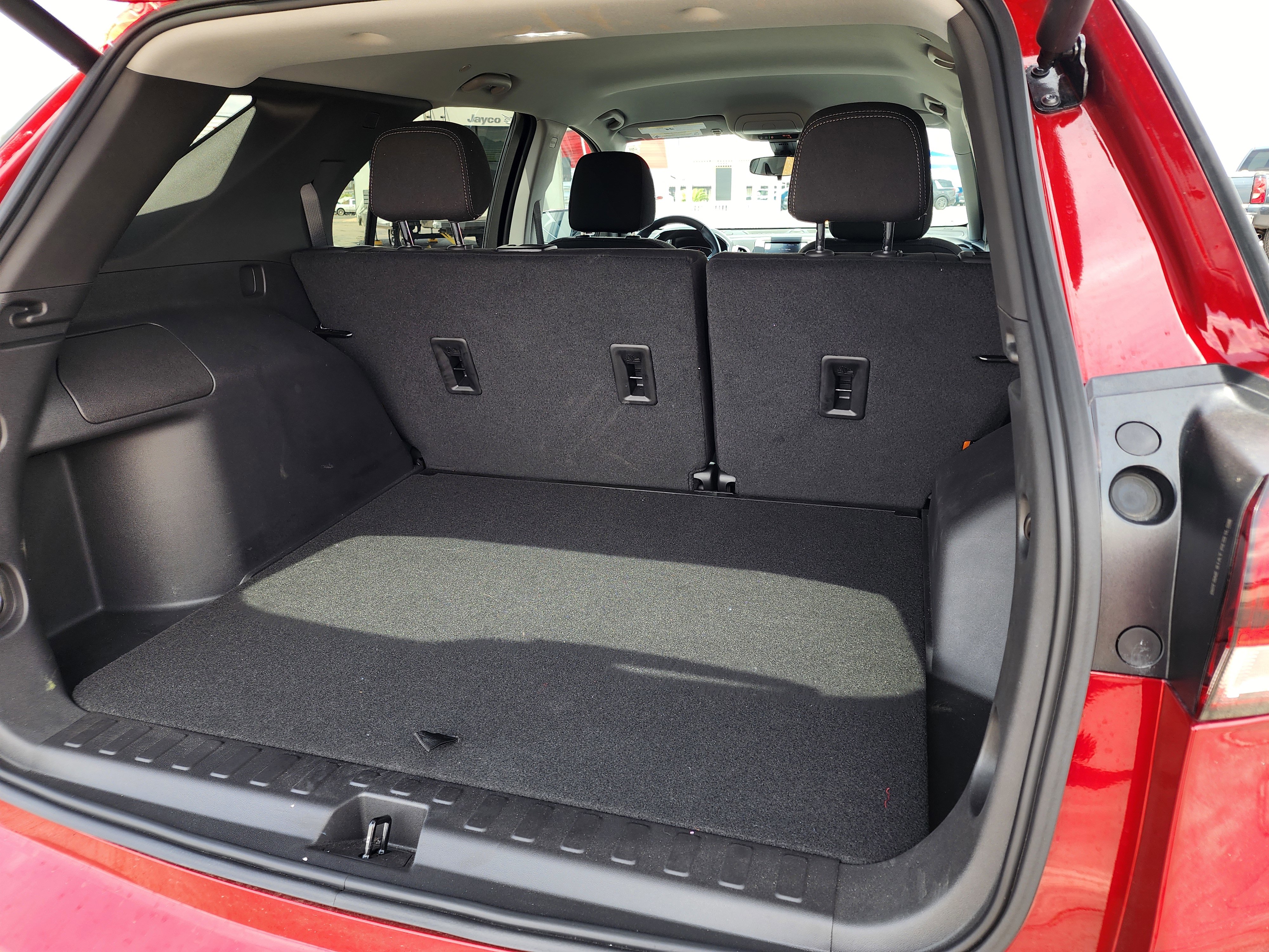 Chevrolet Equinox LT доставка в РФ из Америки багажник