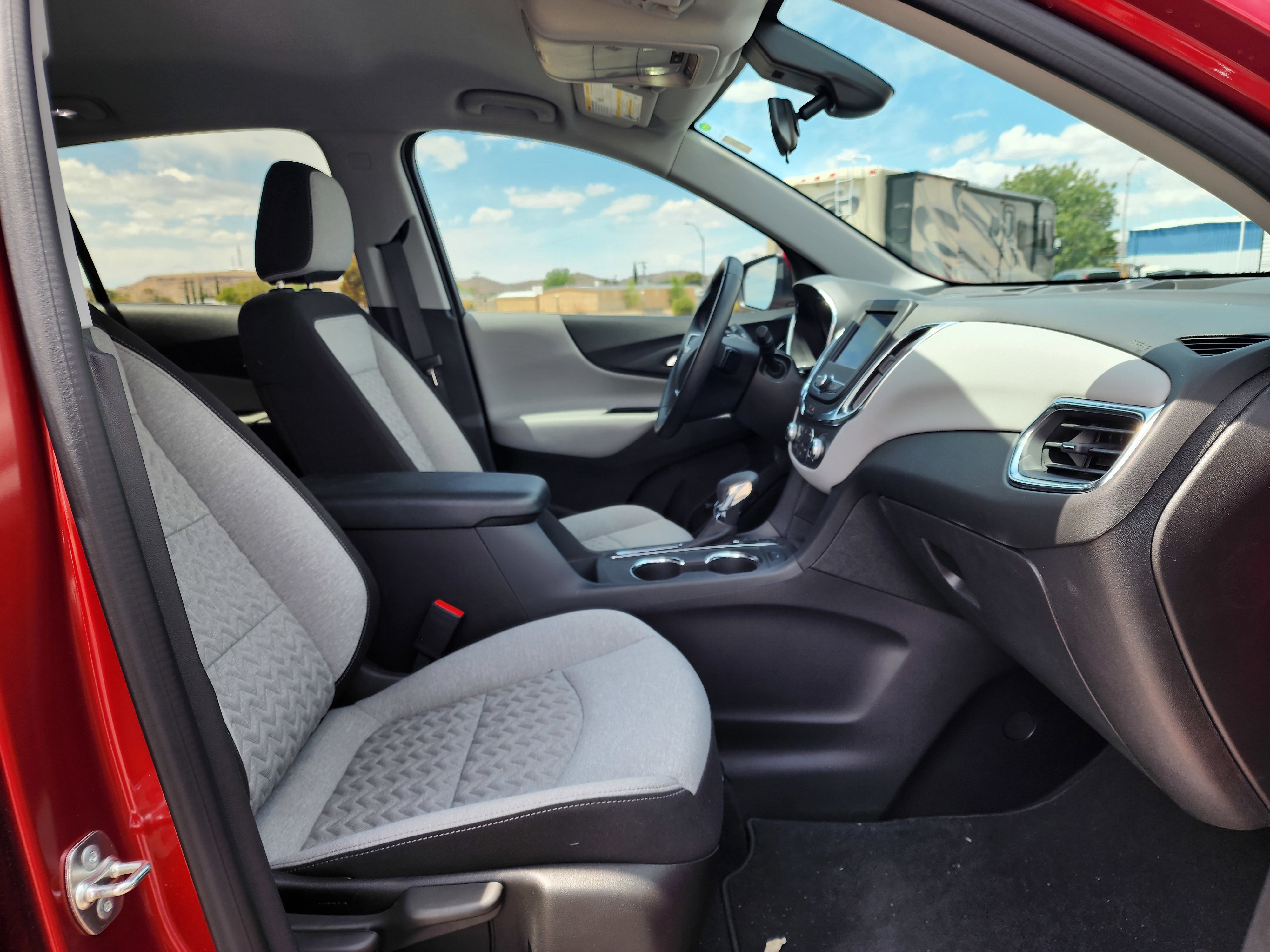 Chevrolet Equinox LT пригнать в РФ пассажирское сиденье